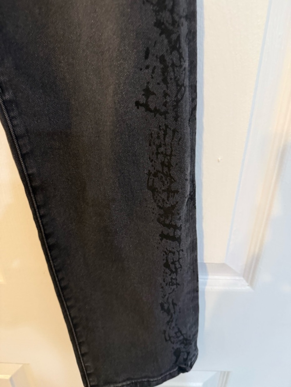 Express Black High-Rise Straight Jeans - Picture 2 of 7